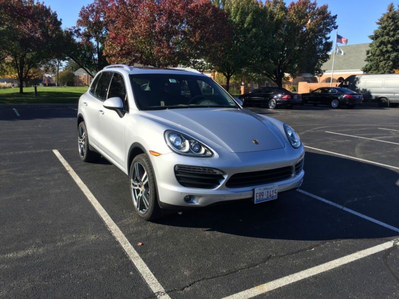 2011 porsche cayenne