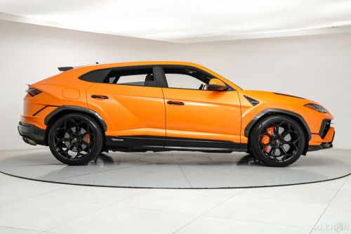 2023 lamborghini urus performante