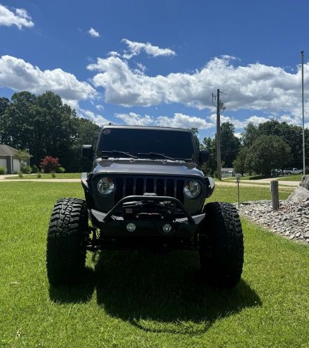 2020 jeep gladiator sport