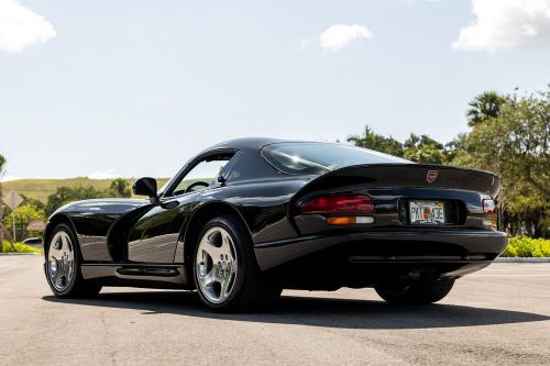 2000 dodge viper gts