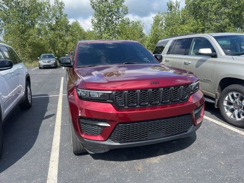 2023 jeep grand cherokee laredo