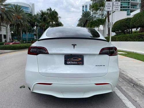 2022 tesla model y long range awd