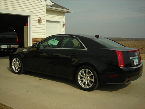 2009 cadillac cts awd mint 26k miles