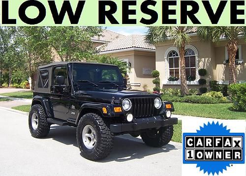 2004 jeep wrangler sahara  39,200 miles