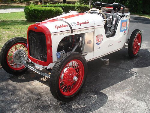 Vintage race car ready to go!