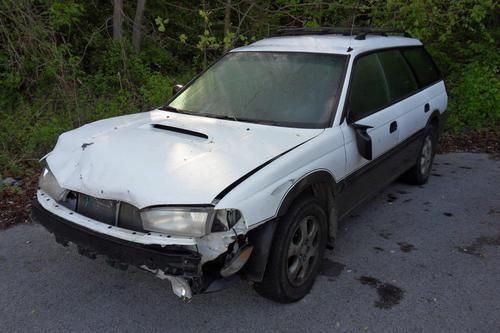 1998 subaru legacy outback wagon 4-door 2.5l, run, drives