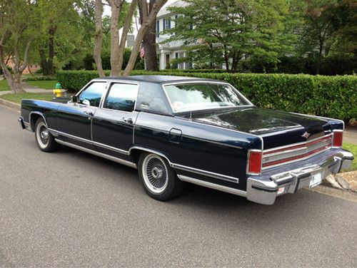 1979 lincoln continental base hardtop 4-door 6.6l