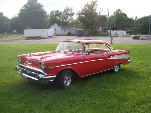 1957 chevy 2dr hardtop