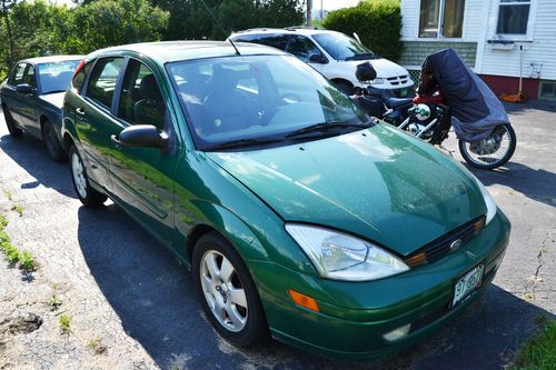 2002 ford focus zx5 hatchback 5-door 2.0l