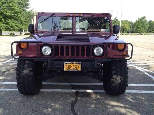 1996 hummer h1 diesel. mint condition.