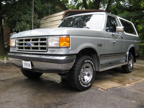 1987 ford bronco xlt sport utility 2-door 5.0l