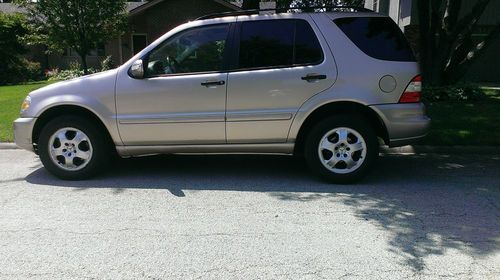 2002 mercedes-benz ml320 base sport utility 4-door 3.2l