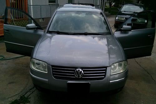 2002 volkswagen passat glx sedan 4-door 2.8l