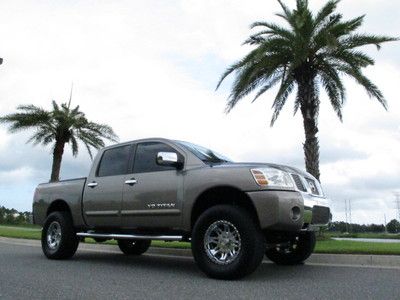 2007 nissan titan se 5.6l v/8 beautiful lifted loaded low mileage