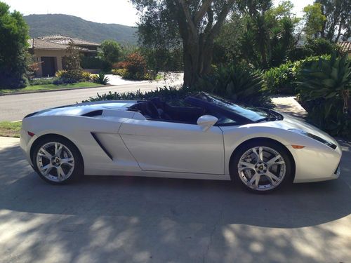 2008 lamborghini gallardo spyder convertible 2-door 5.0l