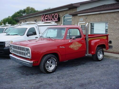 1979 dodge lil red express 150 p/u, classic wood bed, dual stacks,sharp driver!!