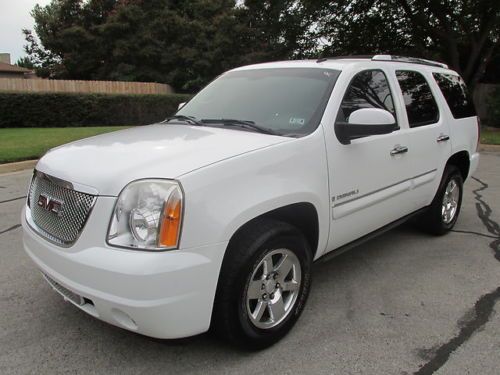 08 gmc yukon denali 2wd 3rd row navigation satellite sunroof onstar very clean