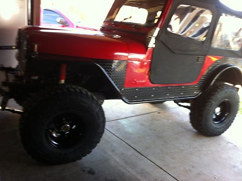 1980 jeep cj7 4x4 nice chevy v8 tbi street rock crawler nice!! bad ass