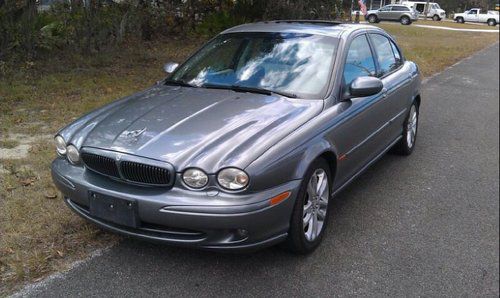 Beautiful jaguar x type 3.0 sport. awd - navigation - 5 speed manual - 119k