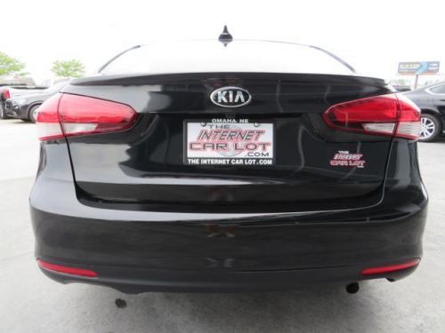 2017 kia forte s sedan 4d