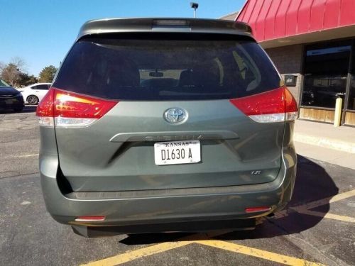 2013 toyota sienna wheelchair, mobility, handicap wheelchair van