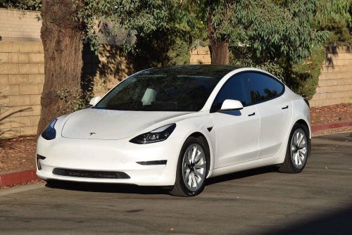 2021 tesla model 3 standard range plus 4dr sedan