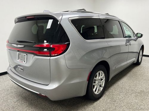 2021 chrysler pacifica touring l