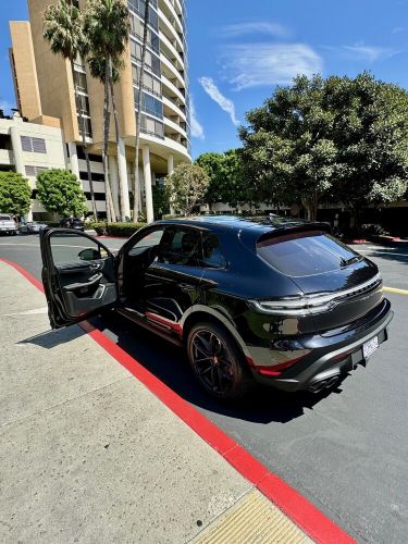 2023 porsche macan