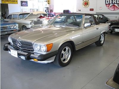 1988 mercedes-benz sl-class like new!! both tops