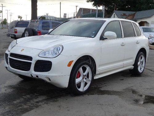 2006 porsche cayenne turbo damaged salvage fixer runs! loaded navi awd wont last