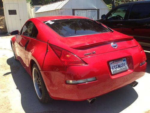 2004 nissan 350z touring coupe 2-door 3.5l