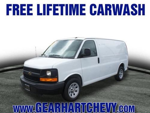 Certified2013 chevrolet express cargo 1500 stabilitrak