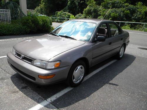 1995 toyota corolla base sedan 4-door 1.6l