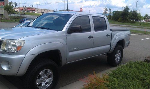 2006 toyota tacoma trd pre runner crew cab pickup 4-door 4.0l