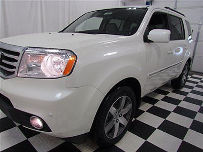 4wd 4dr touring w/res &amp; navi new suv automatic gasoline engine: 3.5l v6 24-valve