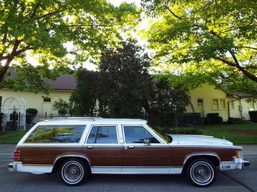 Beautiful survivor 1986 mercury grand marquis colony park wagon 1 owner nice !