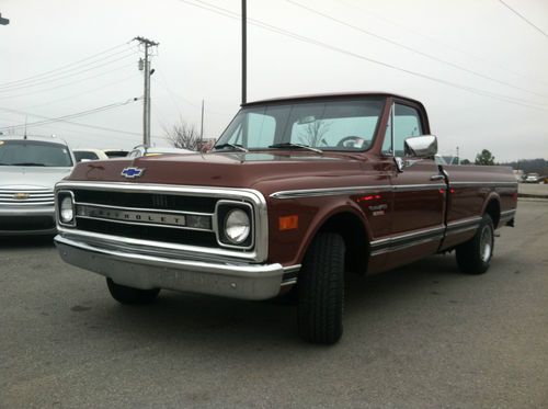 1970 chevrolet c-10 fully restored 305 edelbrock carb power steering