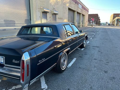 1983 cadillac fleetwood