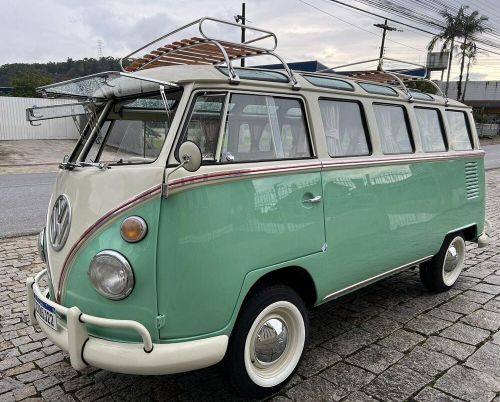 1972 volkswagen bus/vanagon