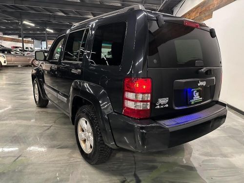 2010 jeep liberty sport