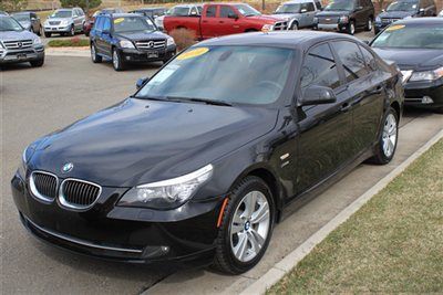 2010 bmw awd 528i sport / navi / low miles / sport / 1 owner