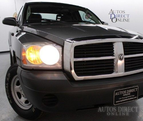 We finance 2006 dodge dakota club cab st 3.7l cleancarfax towpkg wrrnty cd bdlnr