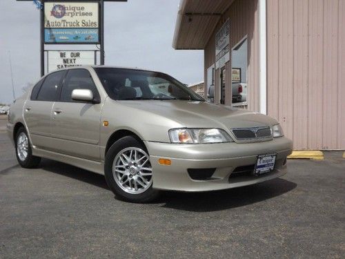 2000 infiniti i30 4dr sdn luxury