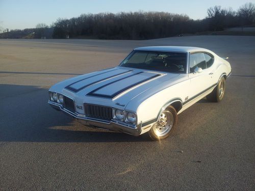 Matching number 1970 oldsmobile 442 hardtop 455 big block,hurst granny shifter,