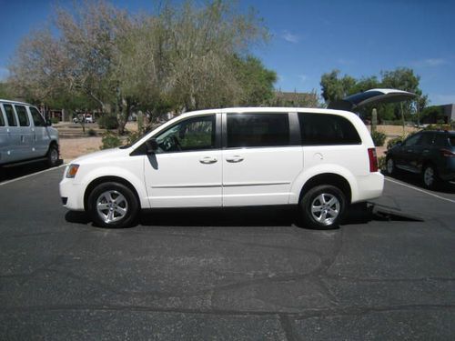 2009 dodge grand caravan se wheelchair handicap rear entry wheel chair van