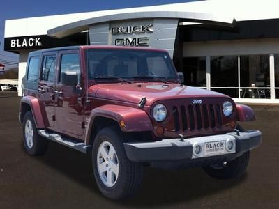 Sahara 3.8l power door locks power windows am/fm stereo radio alloy wheels