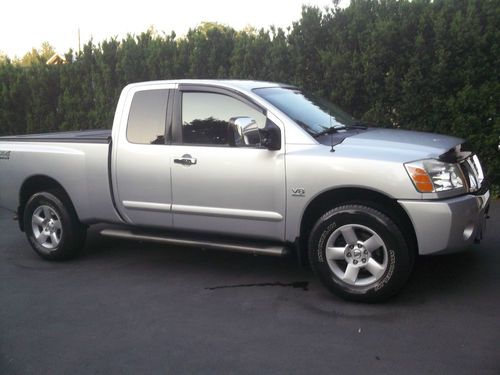 2004 nissan titan king cab se 5.6 liter v8 -no reserve !!