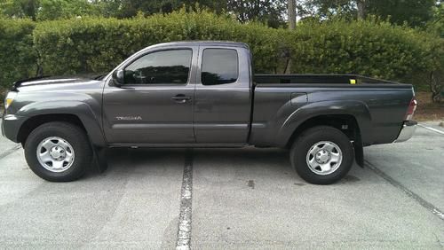 Sell Used 2012 Toyota Tacoma Access Cab Prerunner Sr5 V6 In