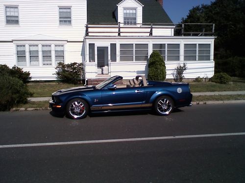 2006 ford mustang gt convertible 2-door 4.6l