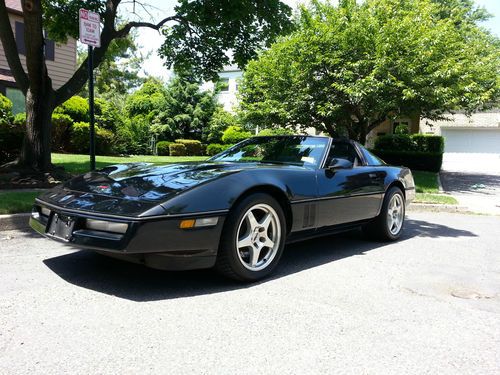 1984 chevrolet corvette chevy vette car targa